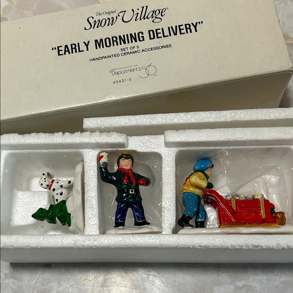 Department 56 Snow Village Festive Delivery Set